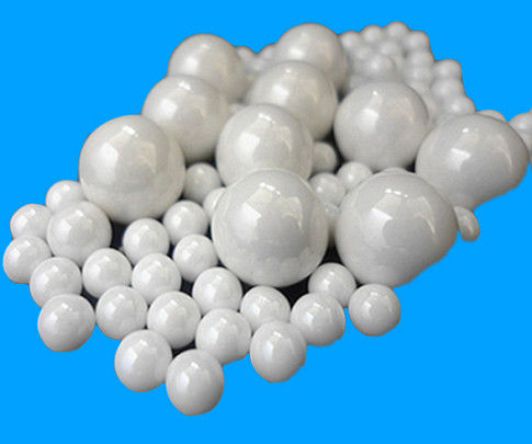 Haute précision de zirconium Zro2 d'oxyde de boules de boules en céramique industrielles de zircone