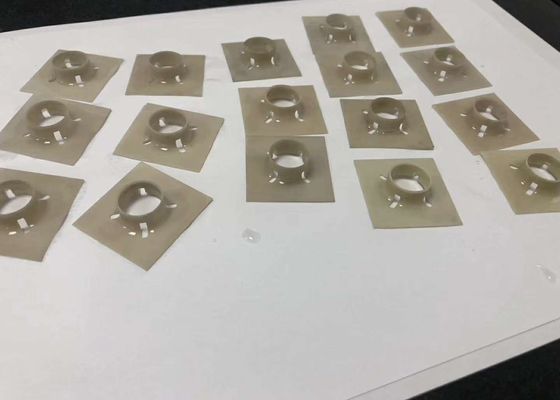 Parties céramiques grises en nitrure d'aluminium à résistance à la flexion ≥ 330 MPa Substrate céramique à haute teneur en AlN TO220 Package