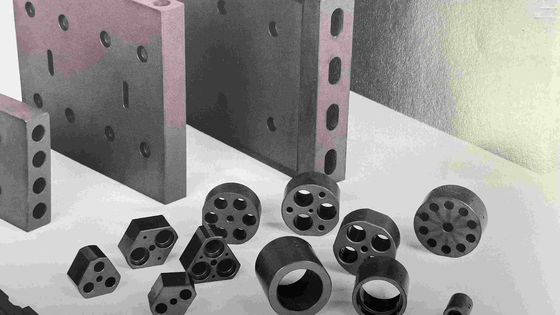 Rameaux de rouleaux de carbure de silicium Tubes radiants Fours à foyer à rouleaux pour anode de batterie au lithium