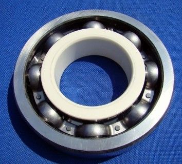 Céramiques à base de nitrure de silicium de qualité industrielle à haute dureté et résistance à la fracture