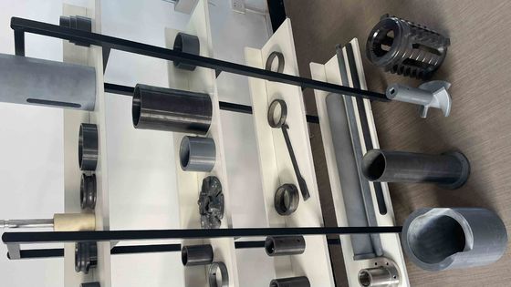 3.2 G/Cm3 Densité SI3N4 Boule céramique haute résistance à la compression 3800 MPa Pour l'industrie lourde