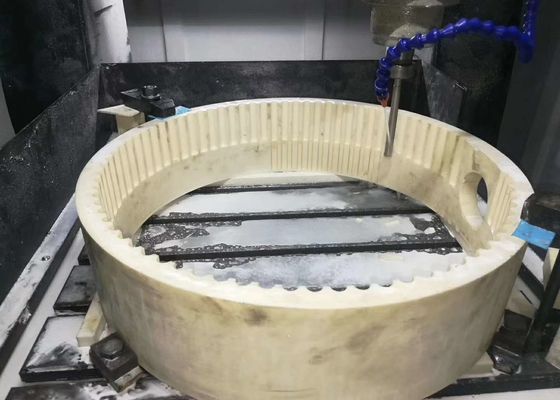 Résistance à la compression élevée jusqu'à 3000 MPa Ceramique d'oxyde d'alumine à dureté 9 Mohs