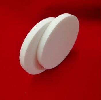 Plaque en verre céramique Macor céramique usinable offrant un module élastique 65GPA Parfait pour l'isolation industrielle et la durabilité mécanique